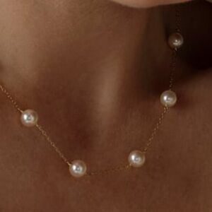 Gold Chain Necklace with Pearls
